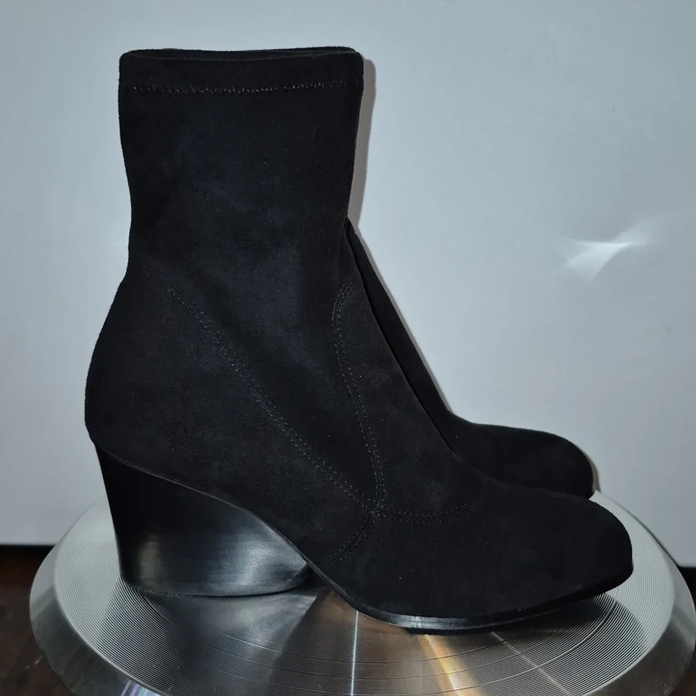 DONALD/PLINER Black Women's Ankle Boots sz. 6M [#1637] - Picture 9 of 17